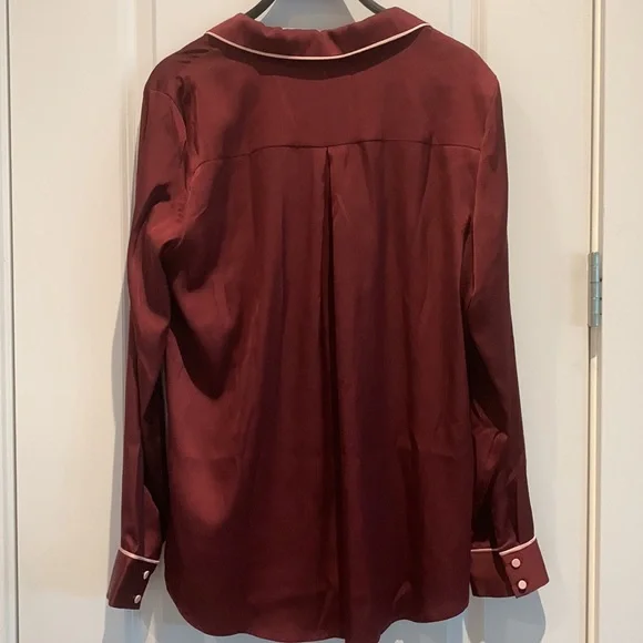 Button up blouse - Picture 5 of 5